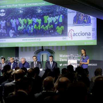 Sasha presenting at the Global Water Summit