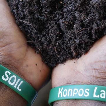 Compost Hands